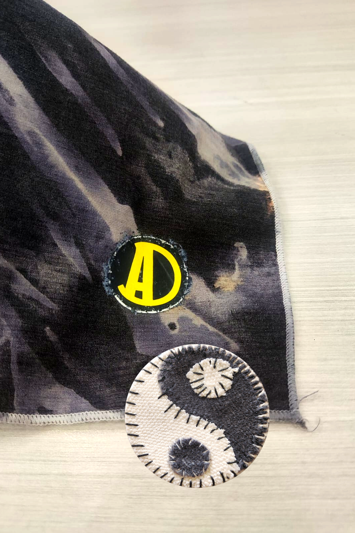 Split-Stitch (The Fabric Yin Yang)