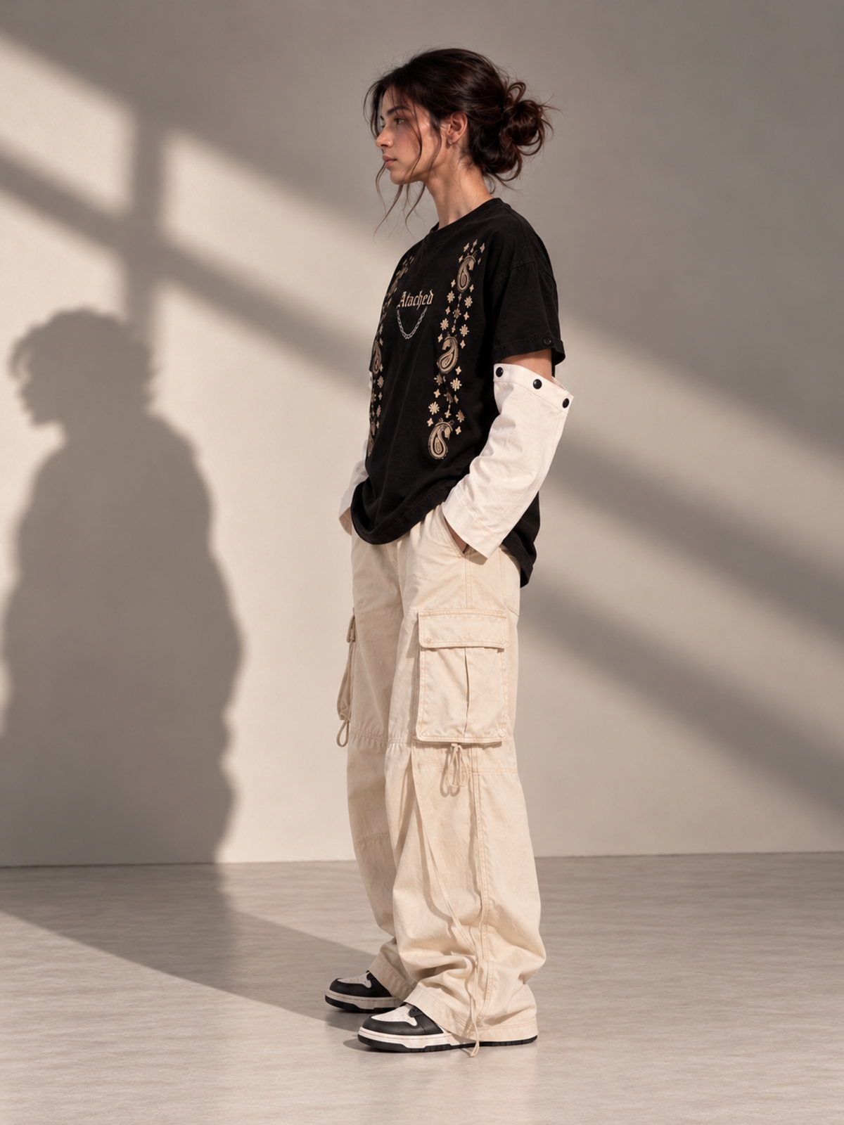 Paisley 2.0 Oversized Tee Detachable Sleeves Black-Women
